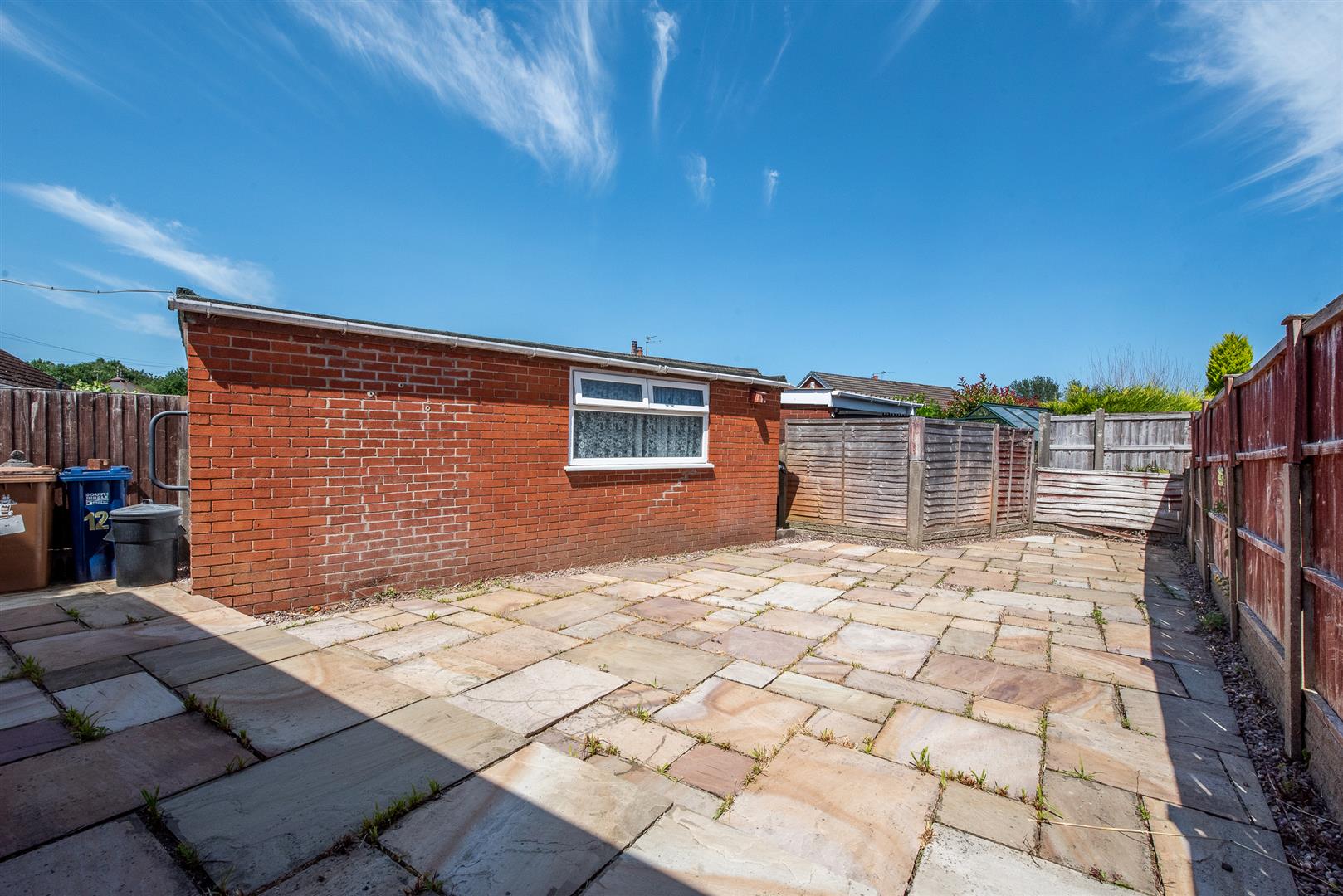 2 bed property in Fairhaven Road, Leyland